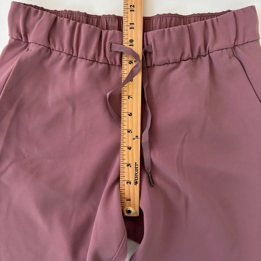 Lululemon Women's Dusty Pink On the Fly 7/8 Pant Athletic Athleisure Size 6